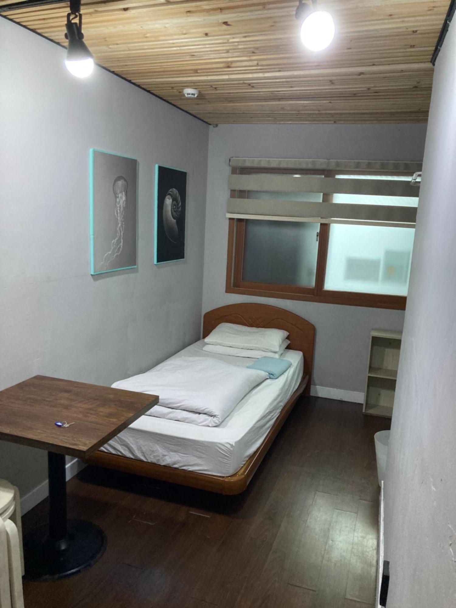 Itaewon Inn Seoul Room photo