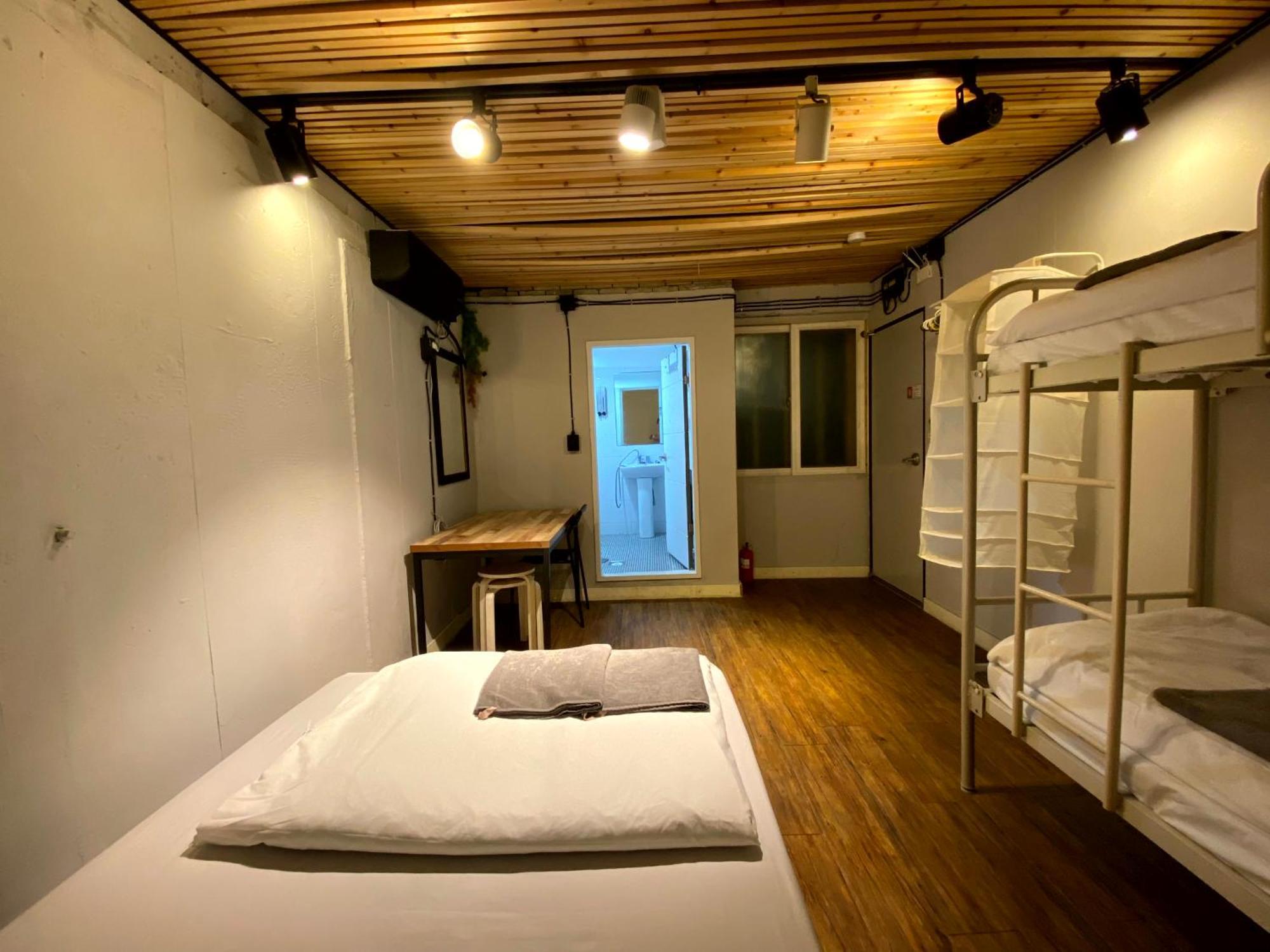 Itaewon Inn Seoul Room photo