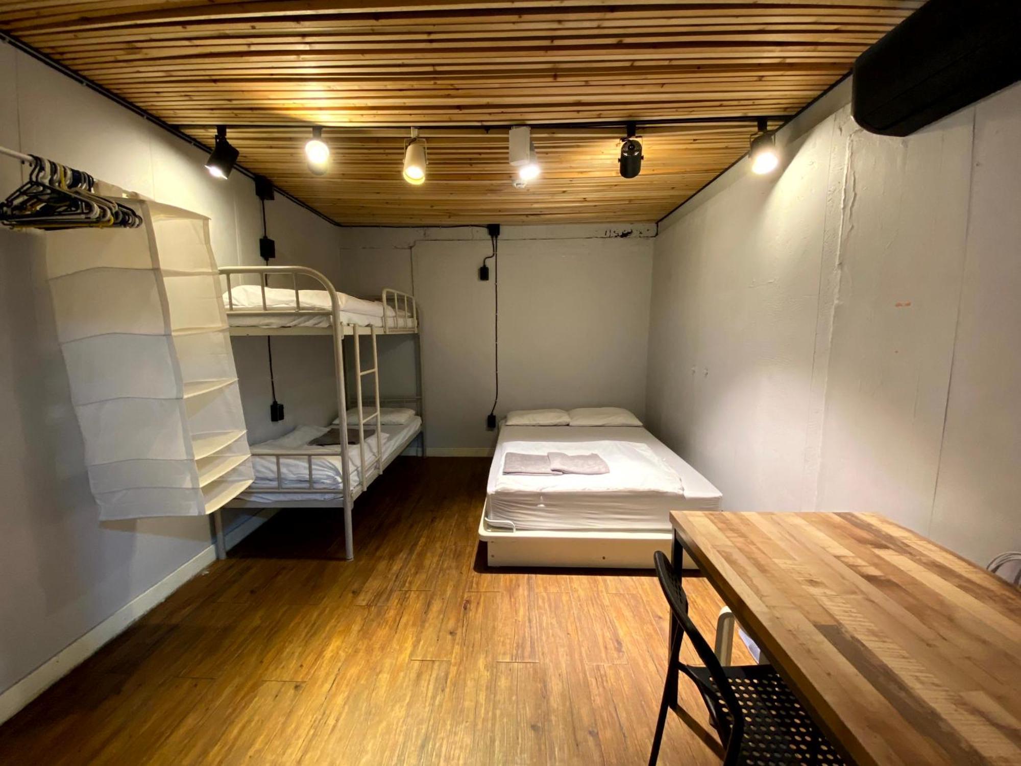 Itaewon Inn Seoul Room photo