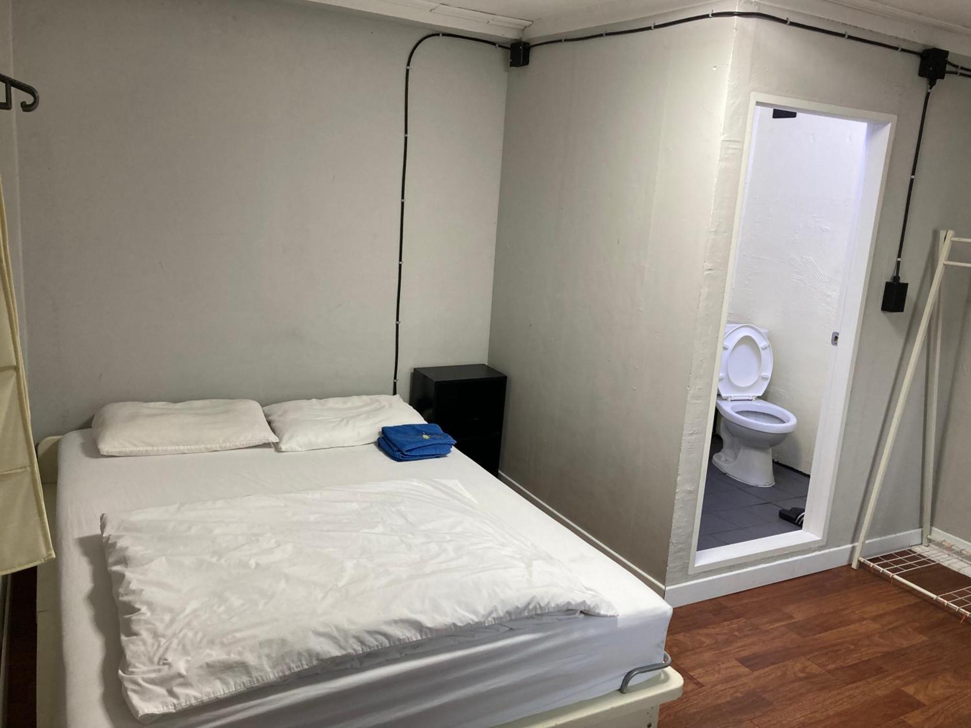 Itaewon Inn Seoul Room photo